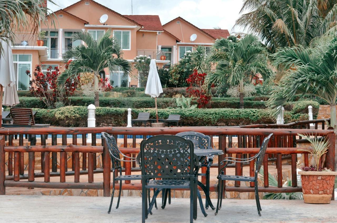 Royal Cliff Zanzibar Hotel Exterior photo